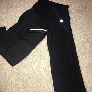 Lulu leggings with zippers no tags